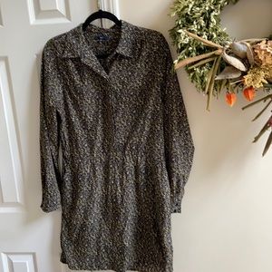 Black yellow and white gap dress